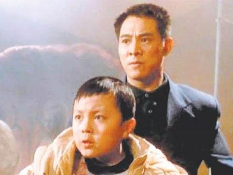 李连杰精彩视频,身手矫健，英姿飒爽